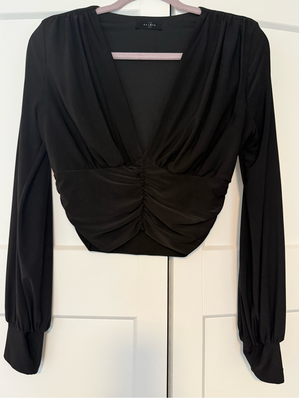 Ruched V-Neck Black Long-Sleeve Crop Top
